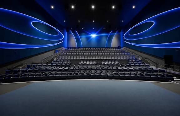 تفاوت تجربه IMAX خانگی با پروژکتور استاندارد؛ چه چیزی واقعاً مهم است؟